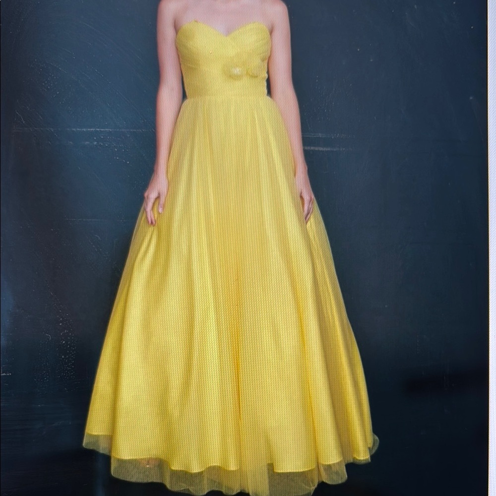 PROM Dress- Nina Canacci 6573 Yellow Strapless Gown.